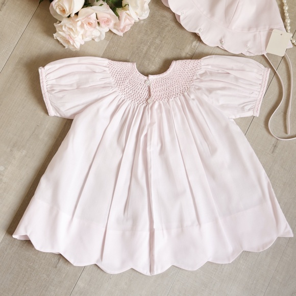 Pink Heirloom Smocked Bishop Dress Bloomer Hat Set Feltman Brothers NWT 6 Months - Picture 5 of 9